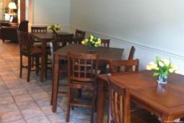 Palisade Hotel (Yuba City)
